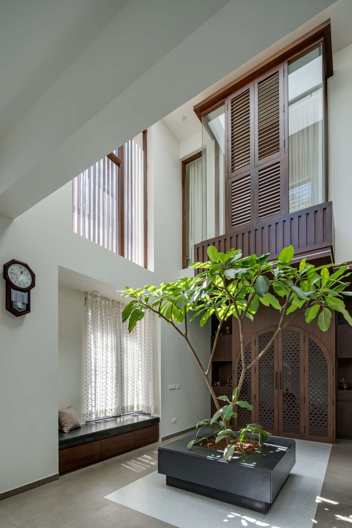 Courtyard seating