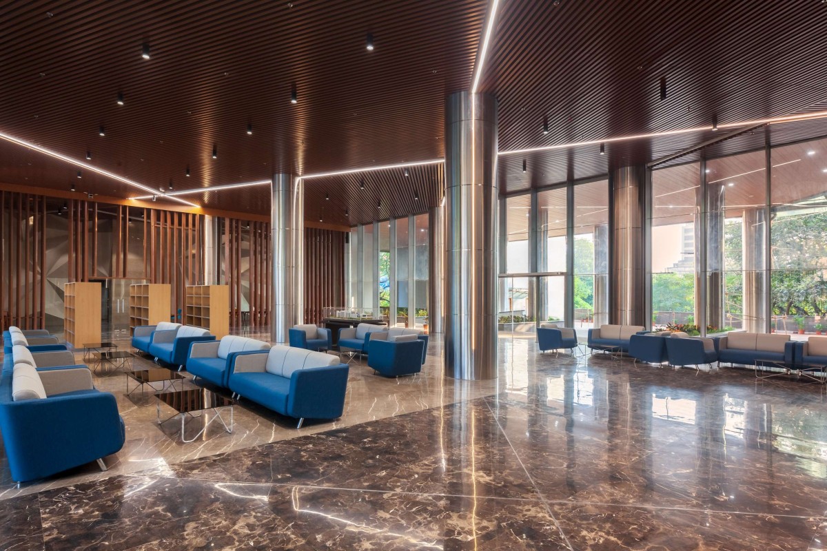 Interior view of ECGC Commercial Office by Mandviwala Qutub & Associates