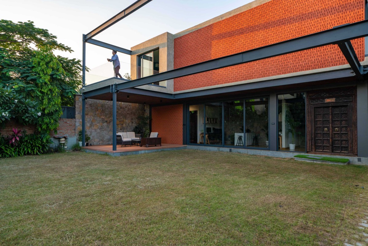 Exterior View Of Mcube Office by UNi Architects