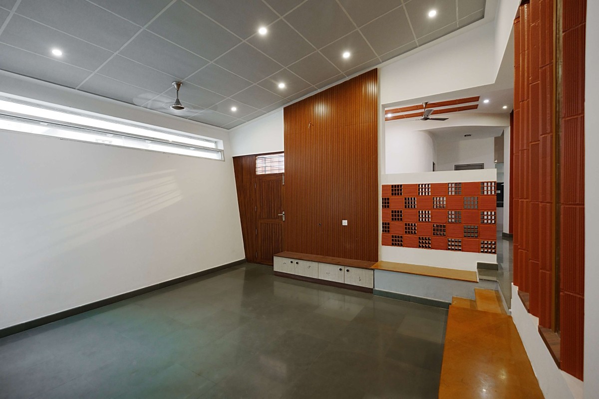 Interior view of A Place of Belonging - Shriharinivas by Masonry of Architects-Marq