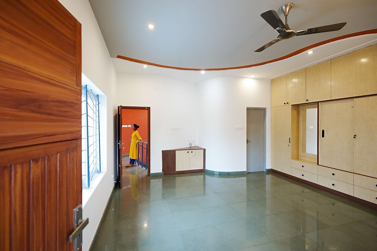 Interior view of A Place of Belonging - Shriharinivas by Masonry of Architects-Marq