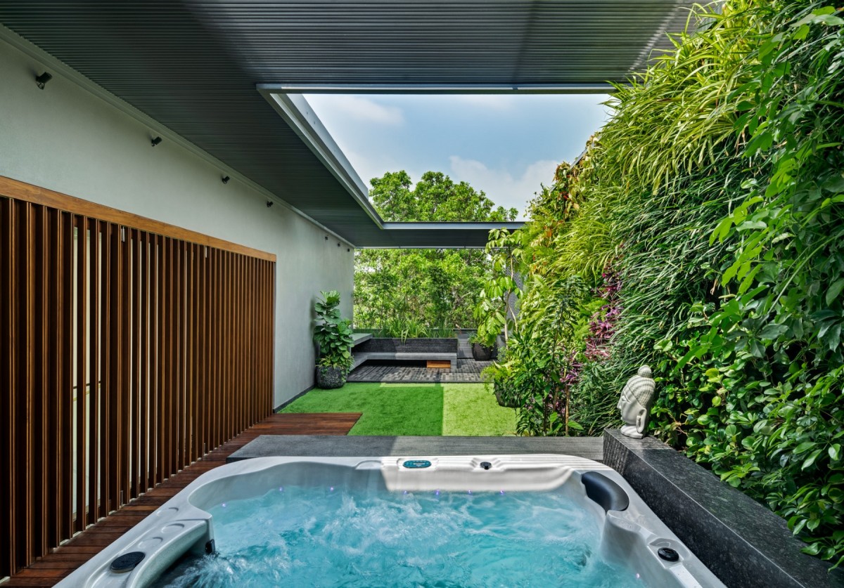 Terrace Jacuzzi