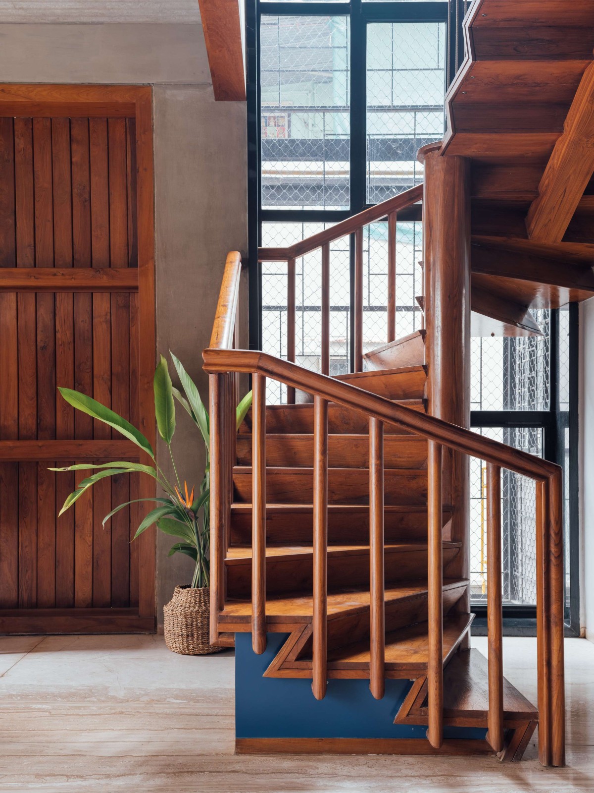 Staircase of Nandanvan House by The Company Of Design