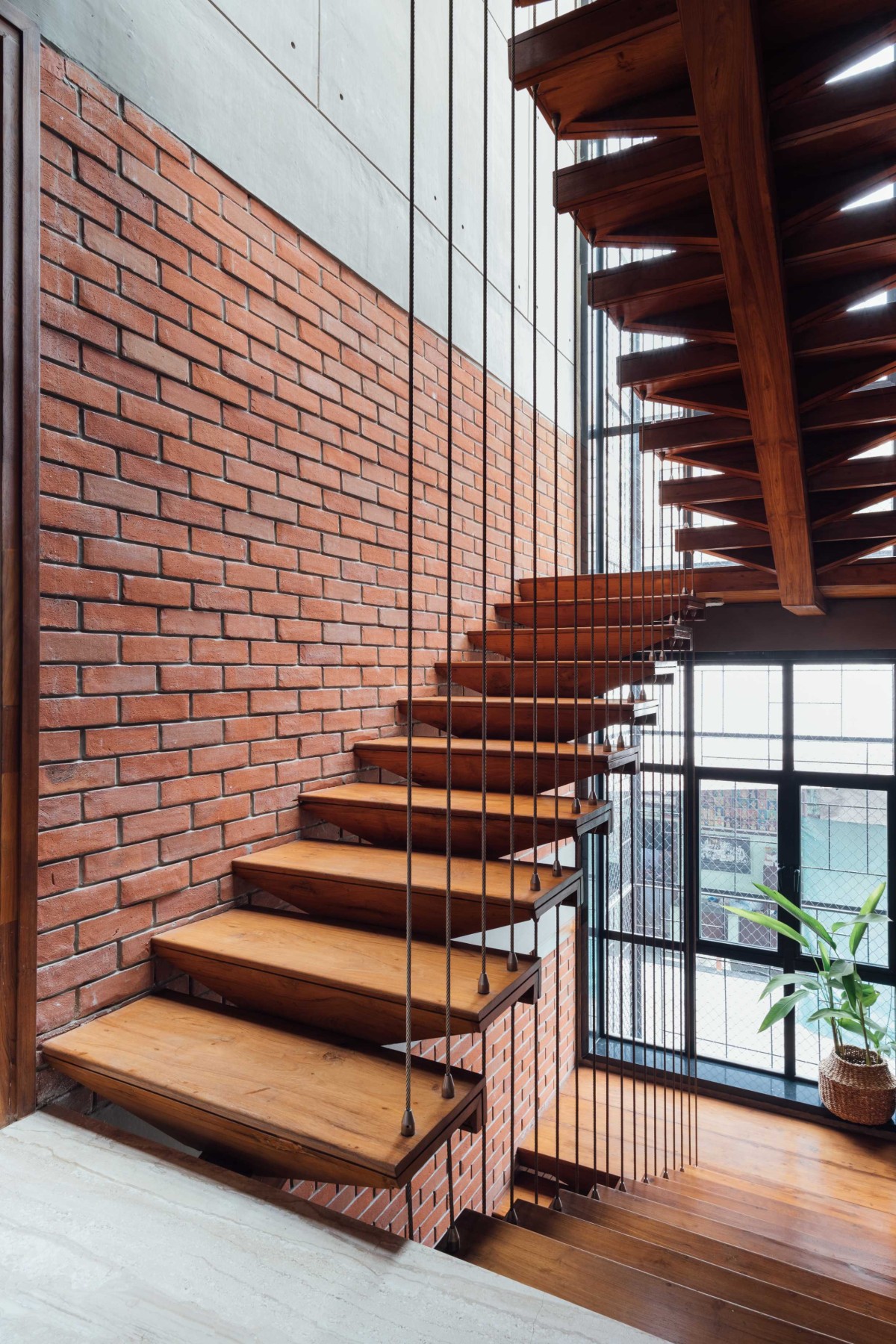 Staircase of Nandanvan House by The Company Of Design