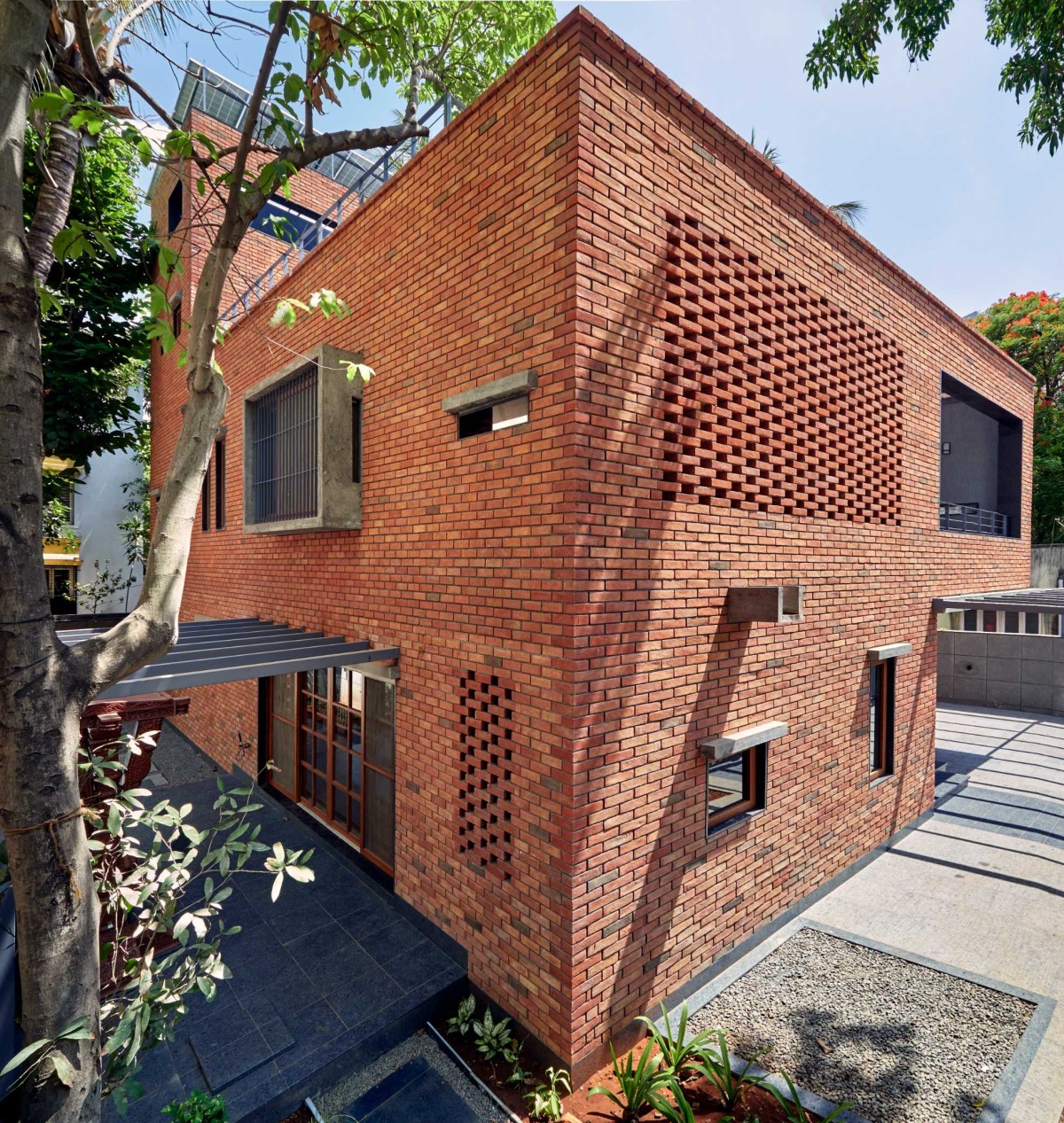 East Side View of The Brick Abode by Alok Kothari Architects
