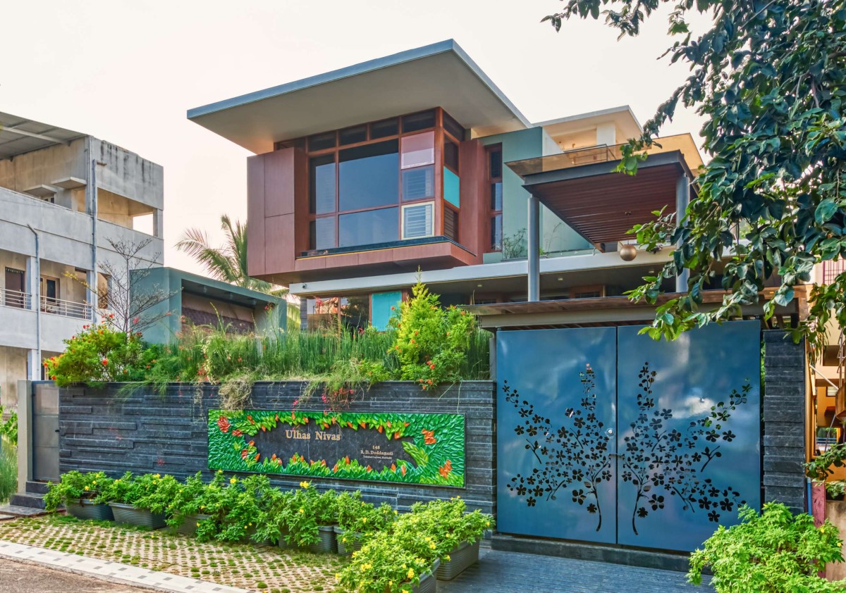 Exterior view of A Home by the Park by 4site Architects