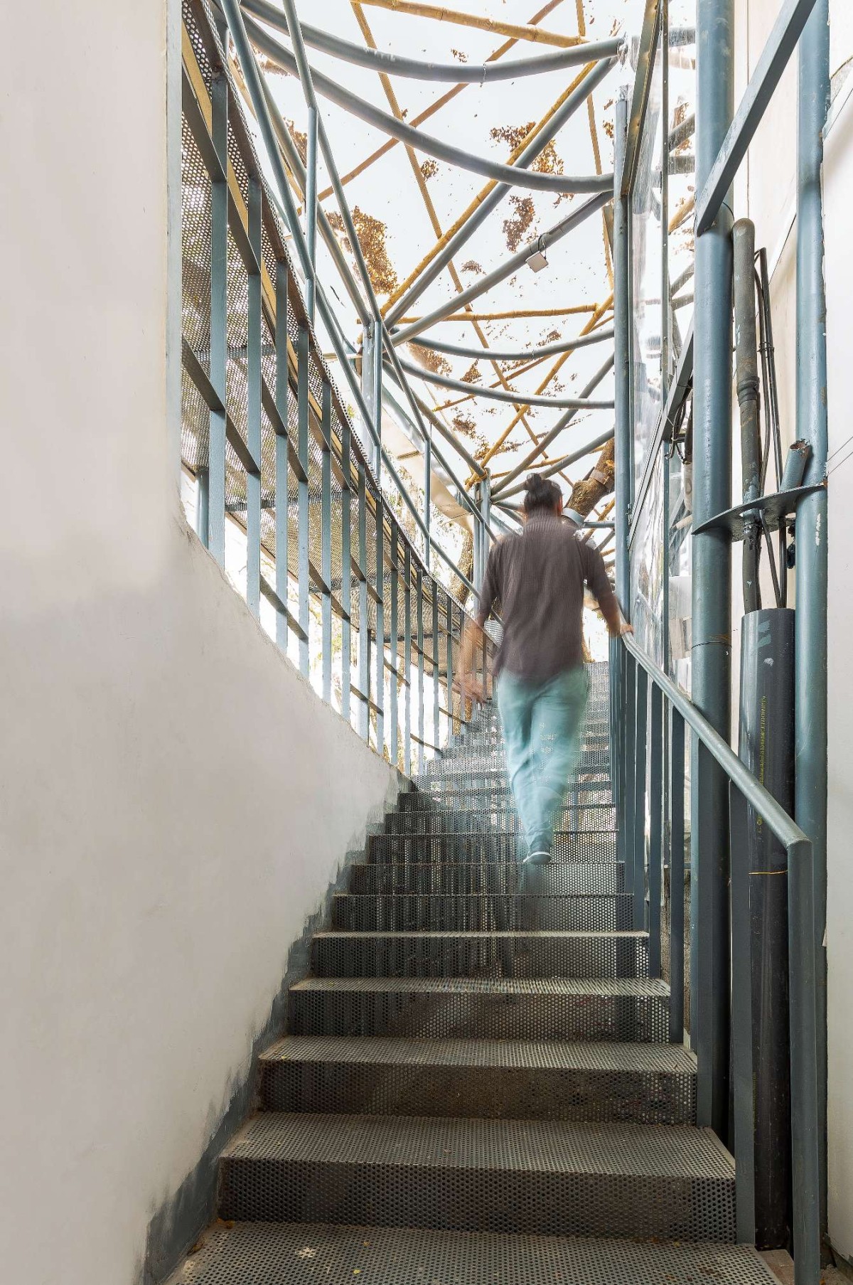 Staircase of KOODAARAM The Kochi-Muziris Biennale 2018-19 Pavilion by Anagram Architects