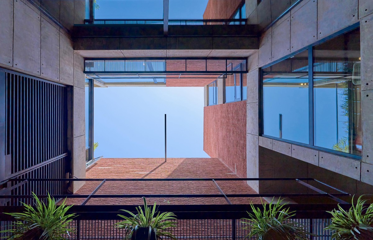 Interior view of House of Courts by DADA & Partners