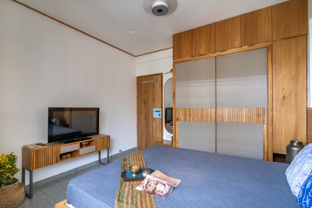 Grand Parents Bedroom of The Fluting House by UA Lab (Urban Architectural Collaborative) & The Design Story