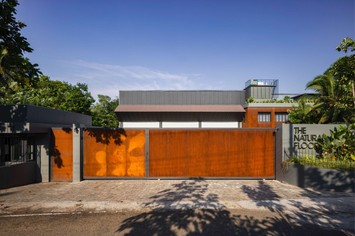 Exterior view of The Natural Floors by Barefoot Architects