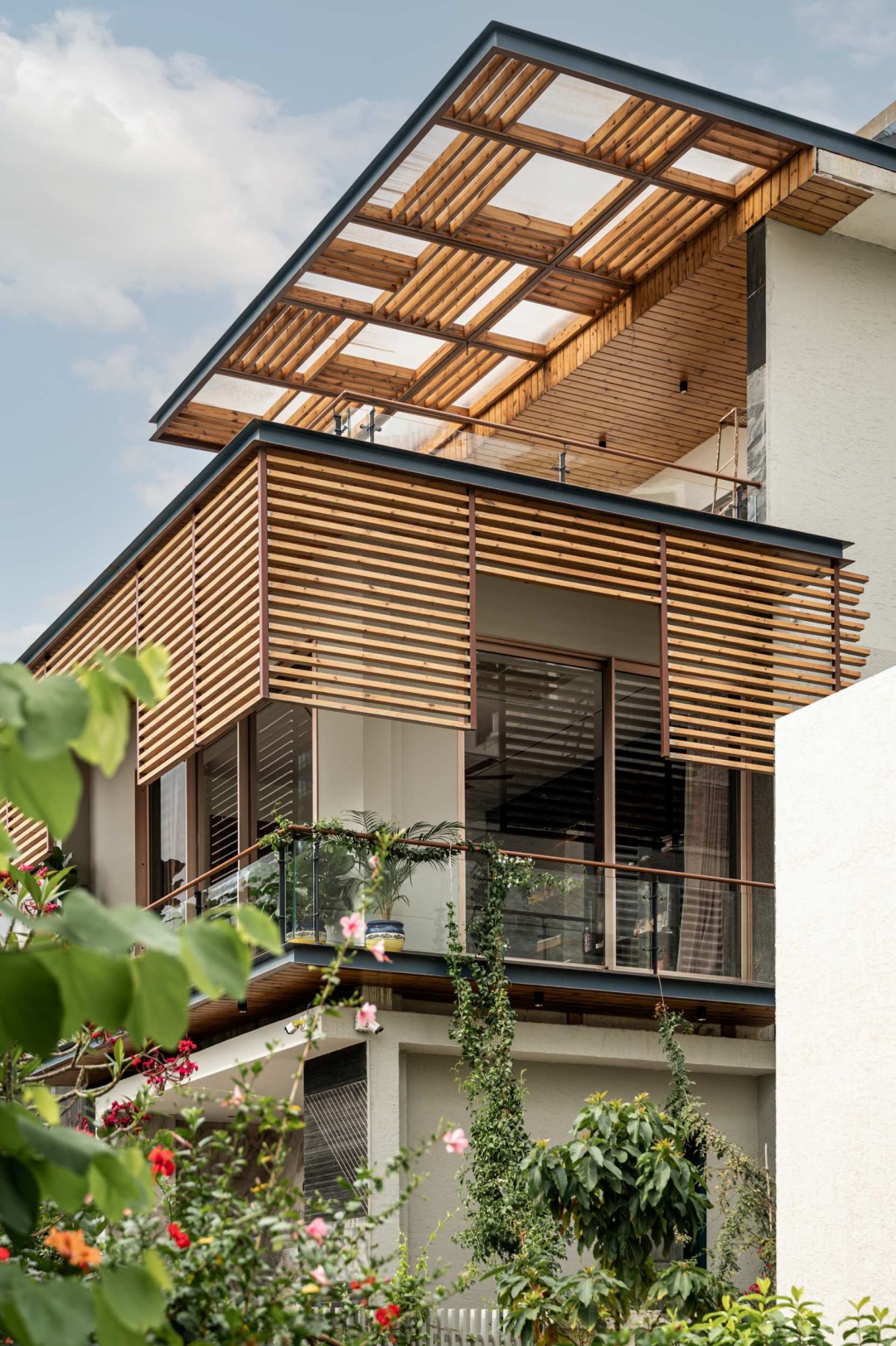 Exterior view of Ekta Villa by Beyond Spaces Design Studio