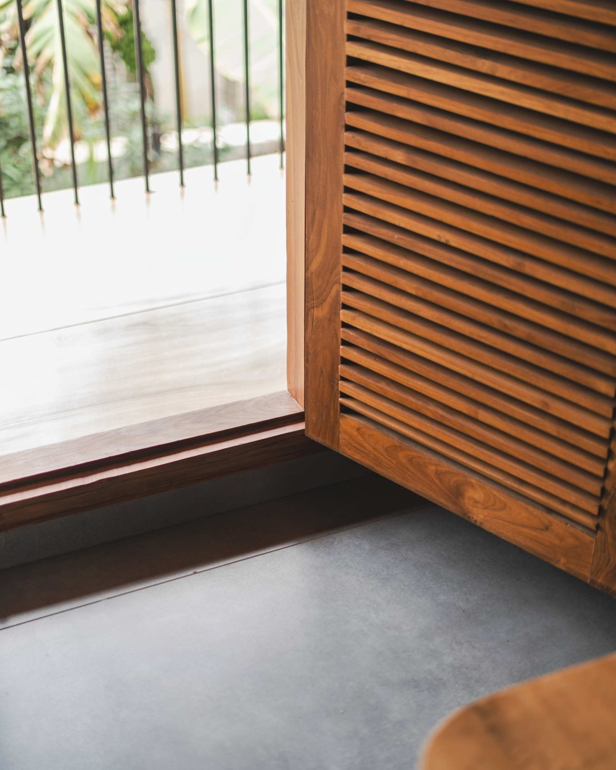 Detailed shot of door of Alibhais House by Eleventh Floor Architects