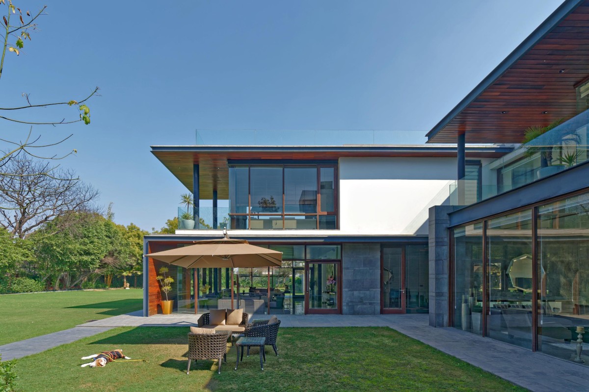 Exterior view of Horizon House by DADA Partners