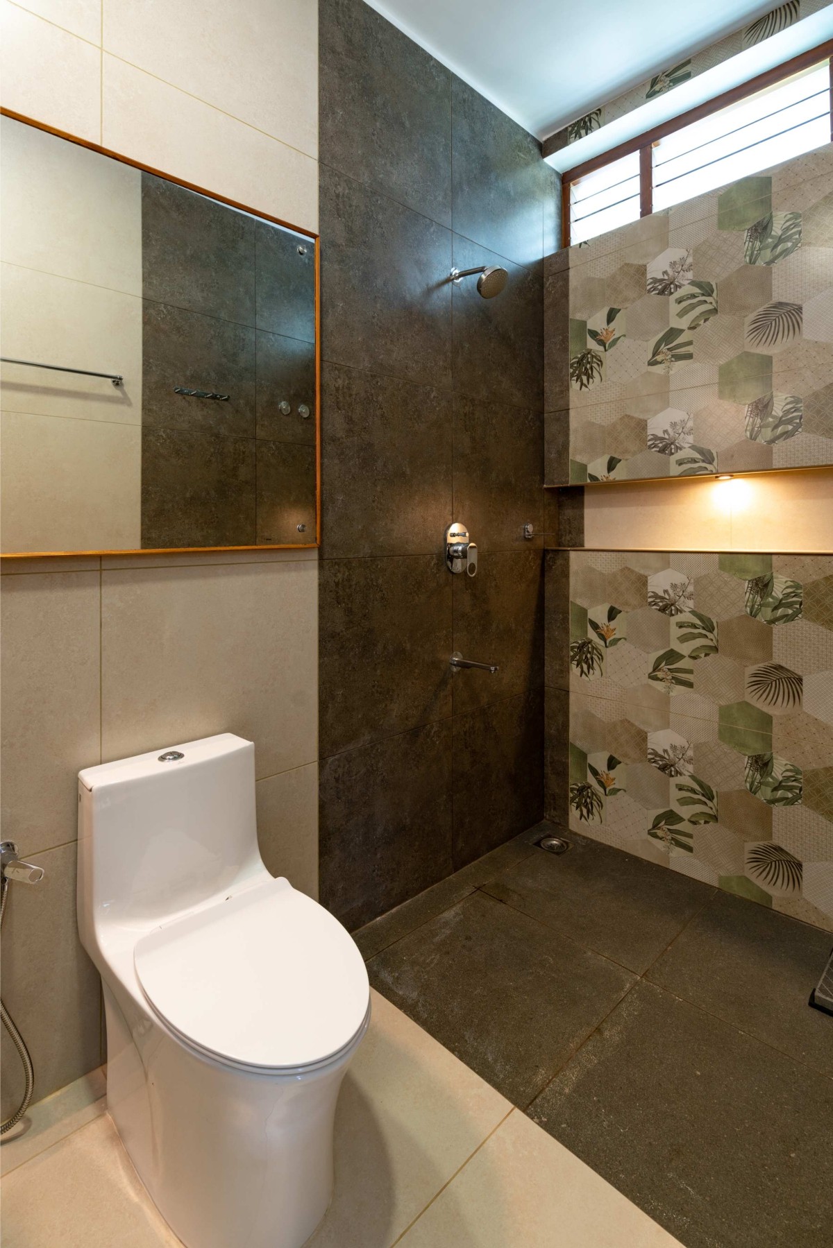 Bathroom of House of Earthy Hues by Urbane Ivy