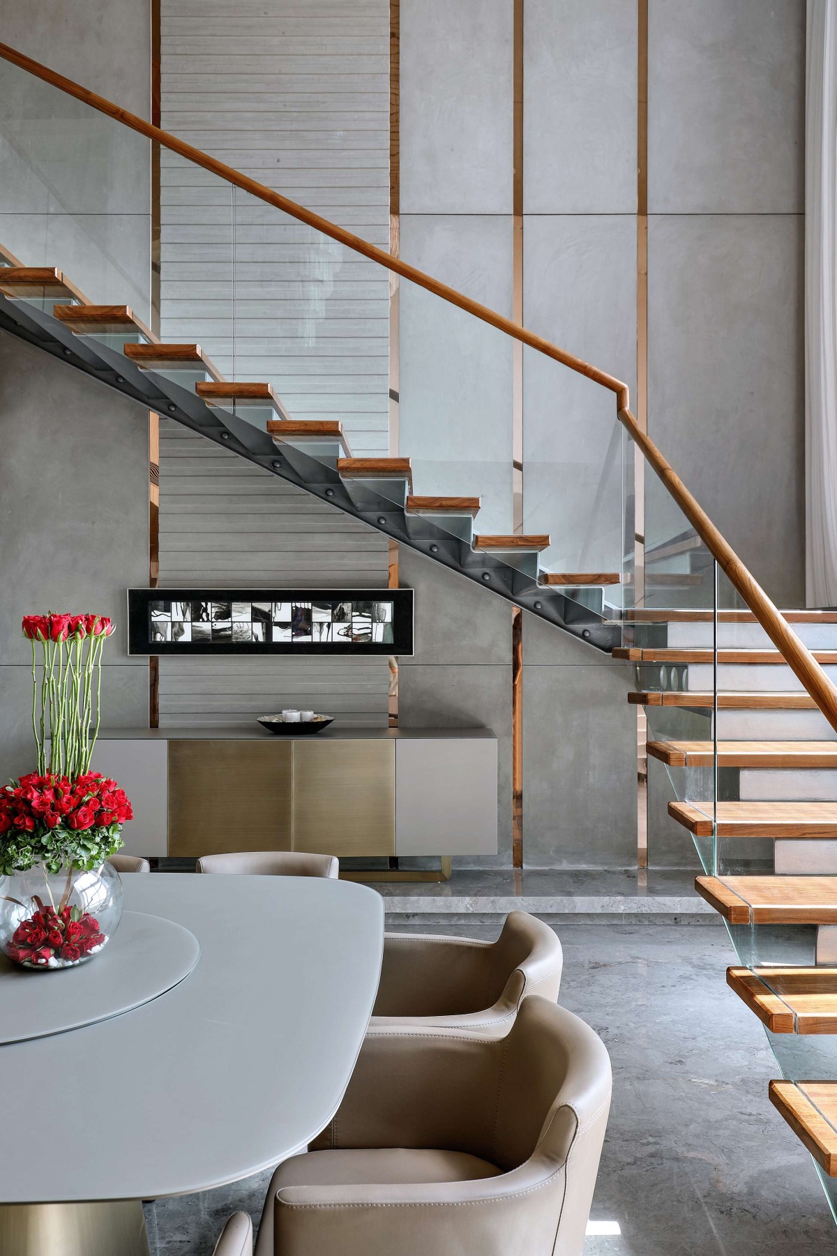 Dining room of Mansukh Rojiwadia’s Penthouse by Dipen Gada & Associates