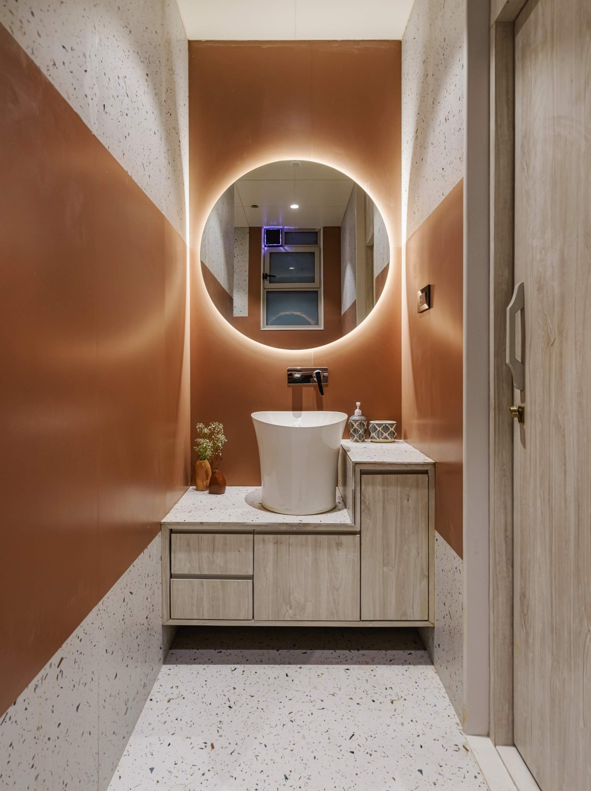 Washroom of Arham by Anarchment Studio