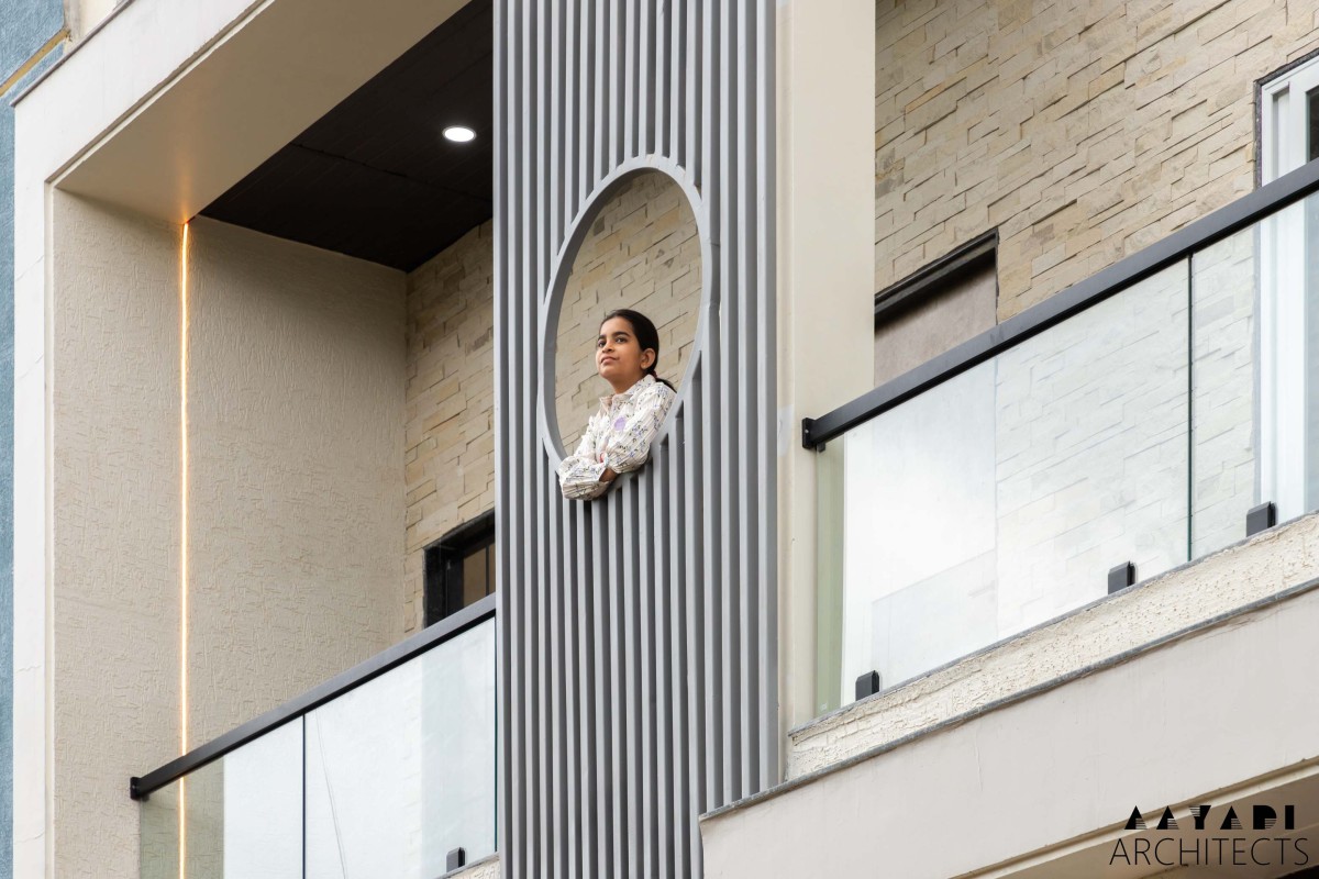 Balcony of Geometrical casket by Aayadi Architects