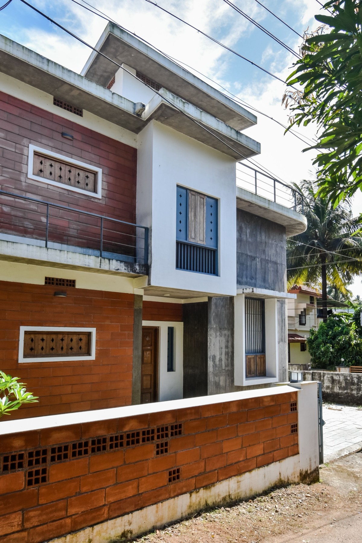 Exterior view of Rejesh Residence by DD Architects