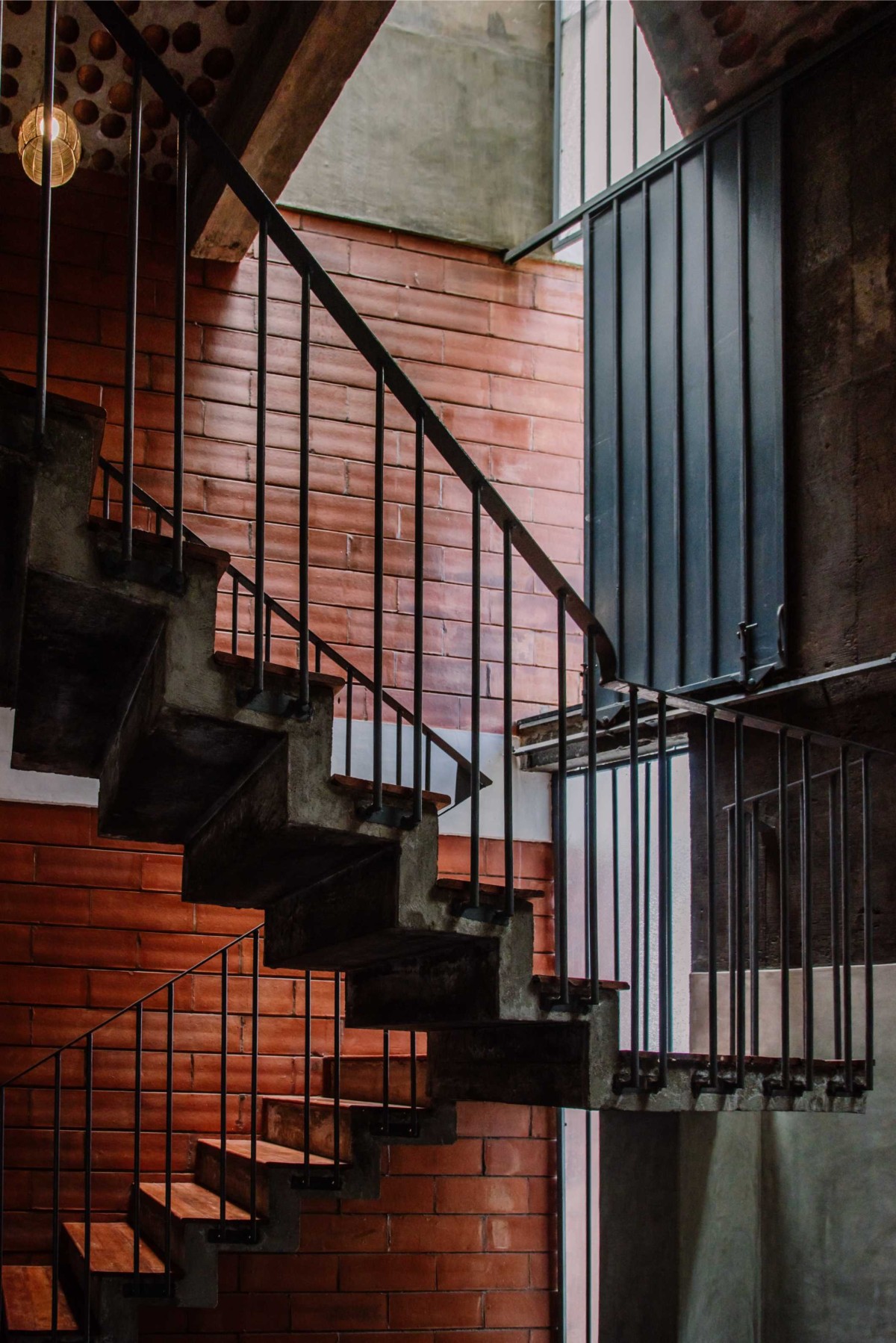 Staircase of Rejesh Residence by DD Architects