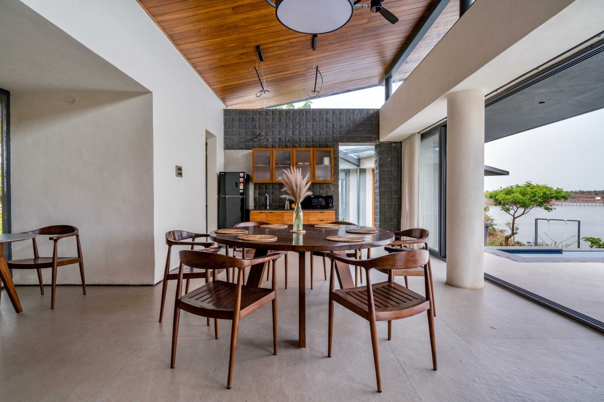 Dining area of Lakeshore by Atelier Landschaft