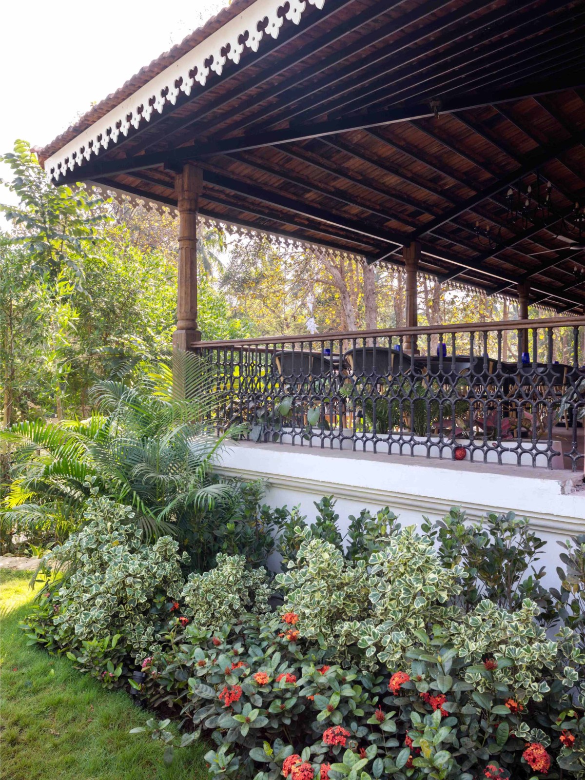 Detailed shot of roof of Mystras Restaurant by Beyond Designs