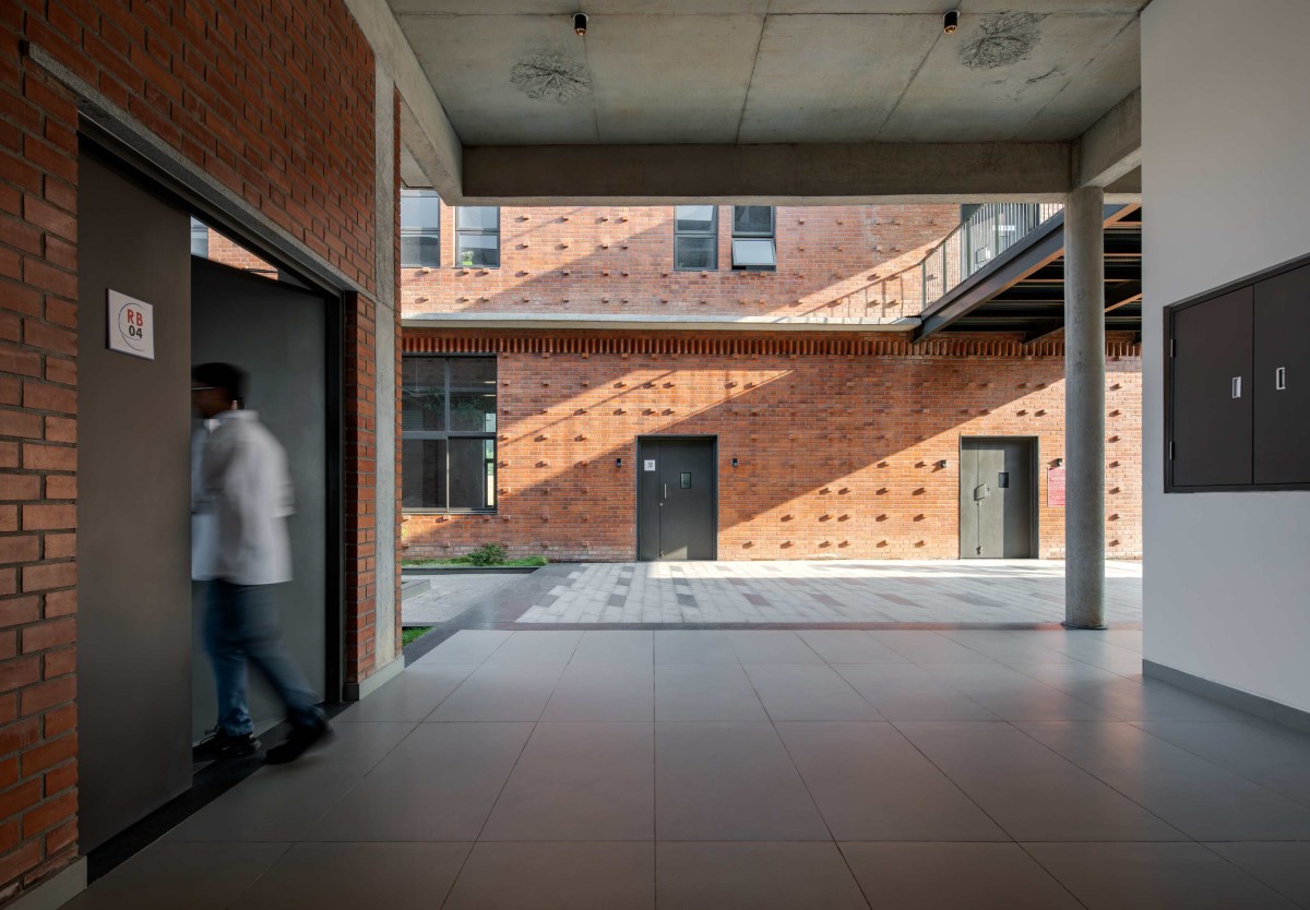 Classroom Lobby of NSB by HabitArt Architecture Studio