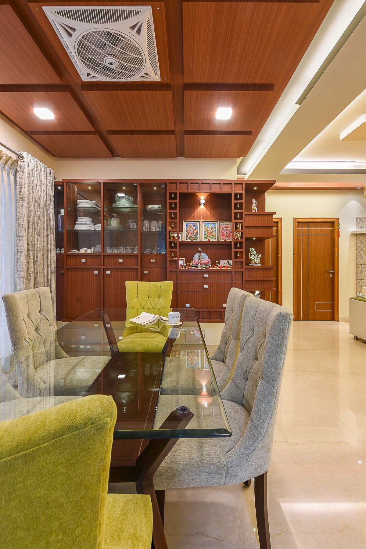 Dining of Bhartiya Residence by Vishwanath And Associates