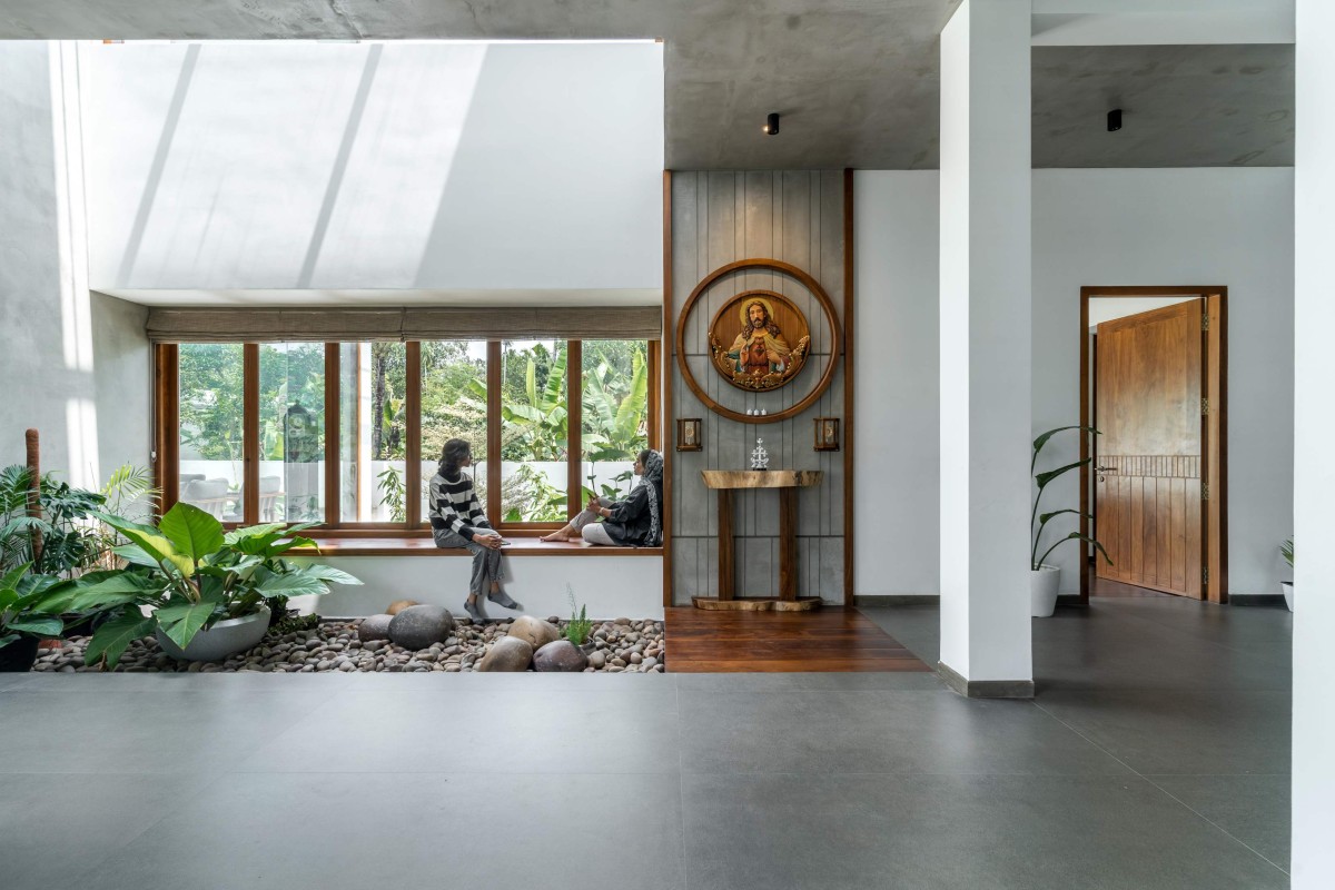 Prayer room and Courtyard of Bethel by Greenline Architects