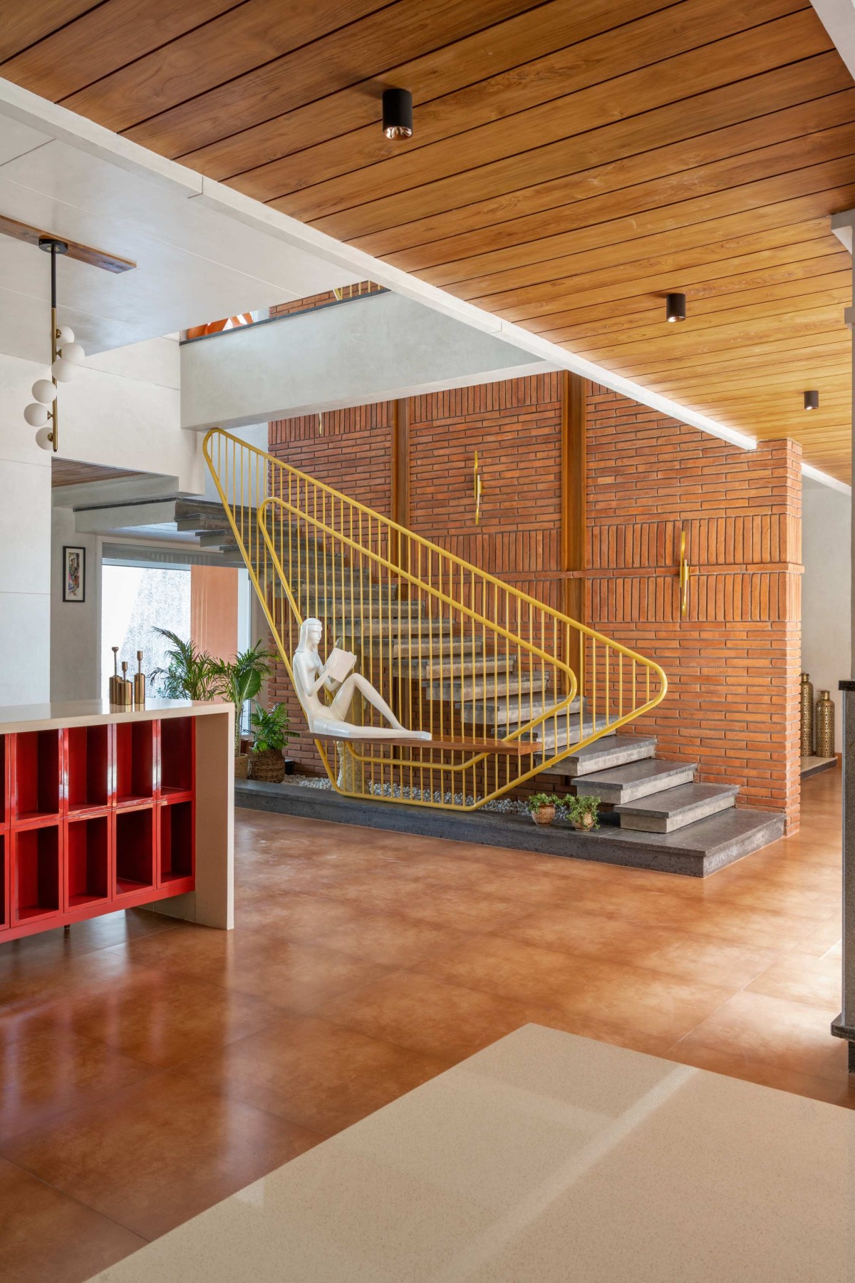 Staircase of Shreekunj Bungalows by Shraddha Architects