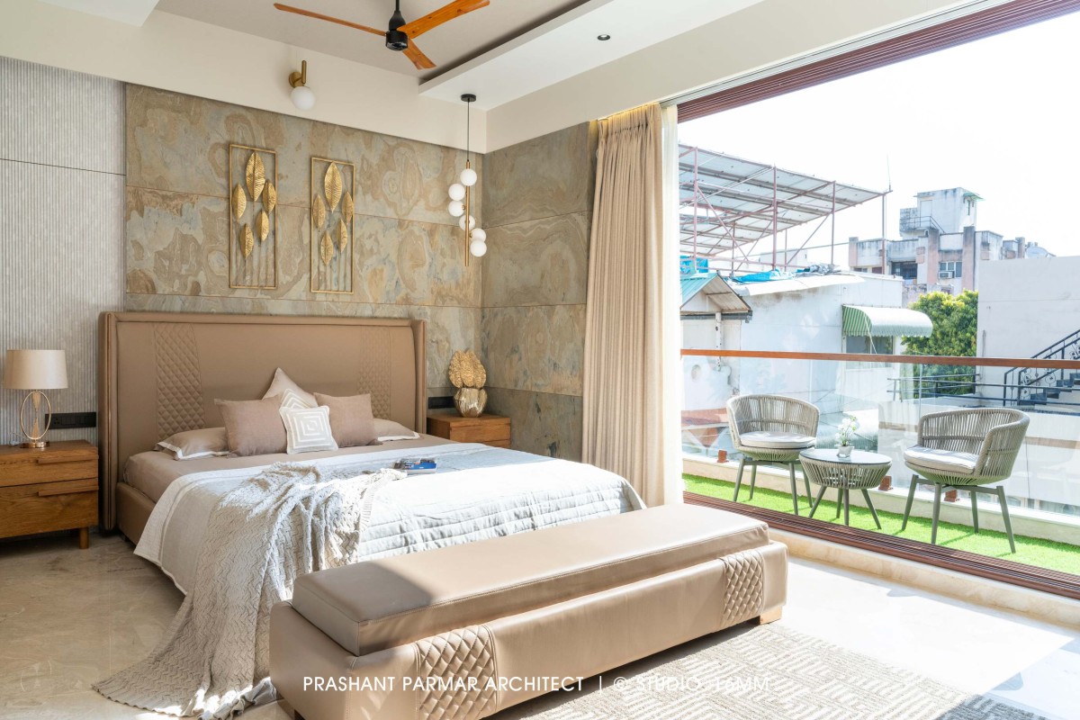 Master Bedroom of Elevated Compact House by Prashant Parmar Architect  Shayona Consultant