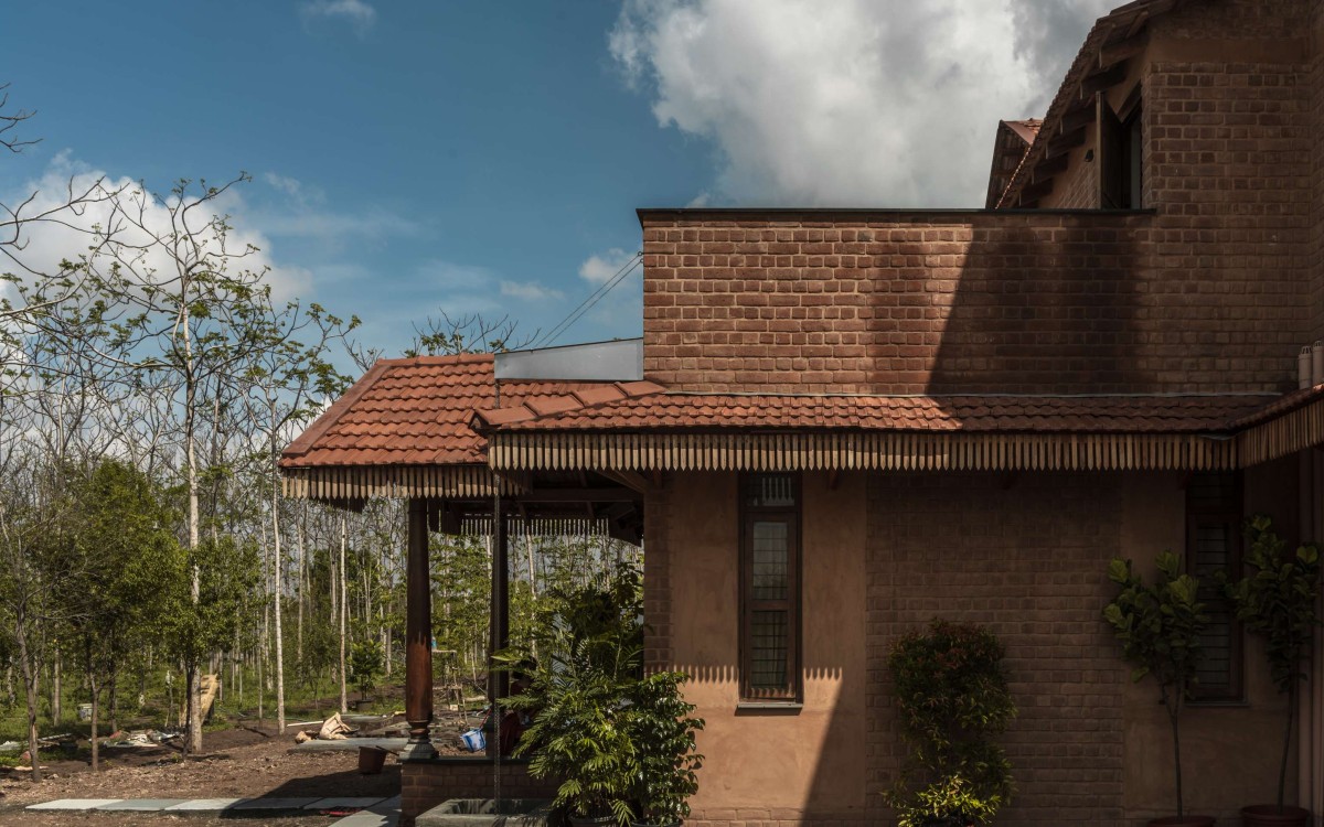 Exterior view of Brick Manor by Bhutha Earthen Architecture Studio