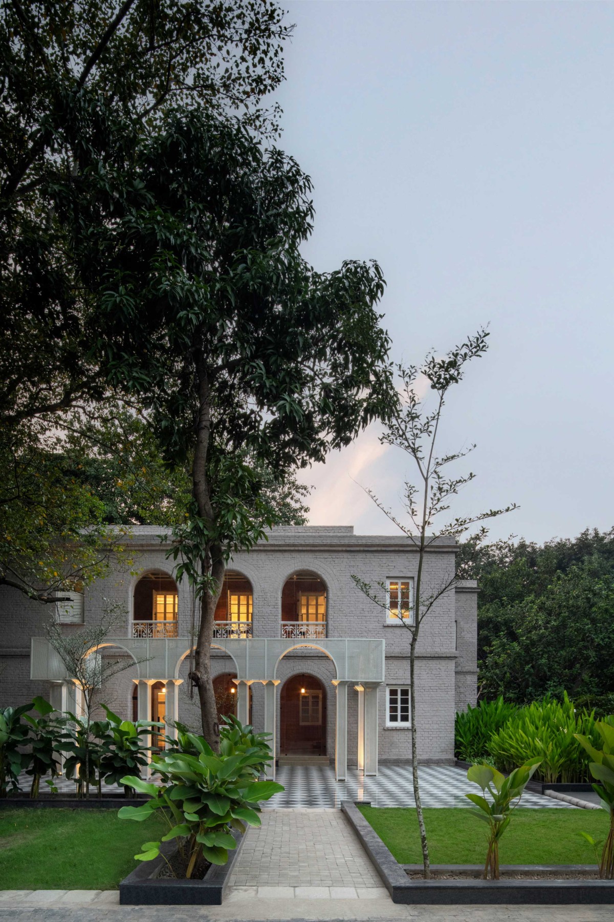 Dusk light exterior view of Niavara Experience Centre by Square