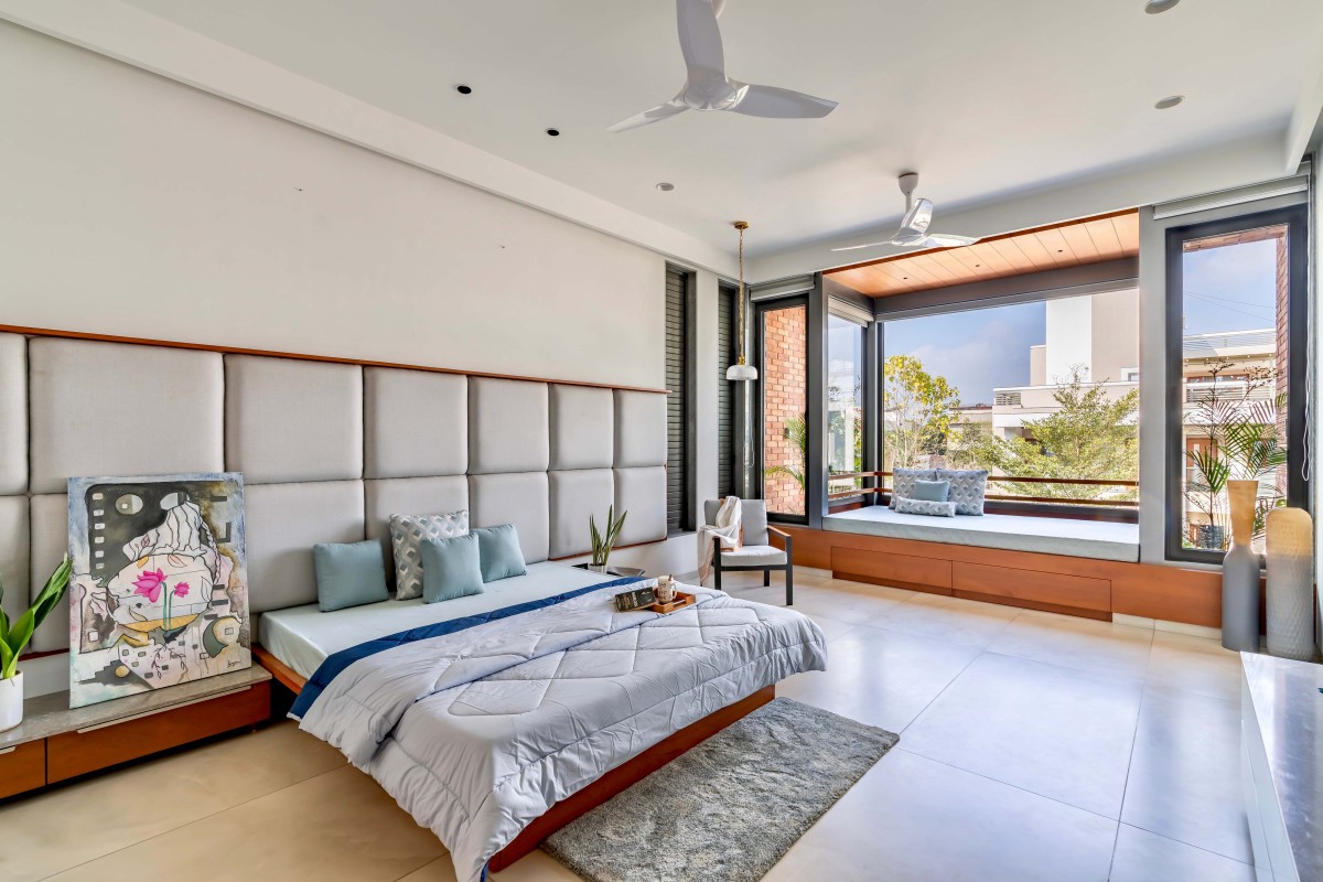 Bedroom of The Concrete Tree House by Architects at Work