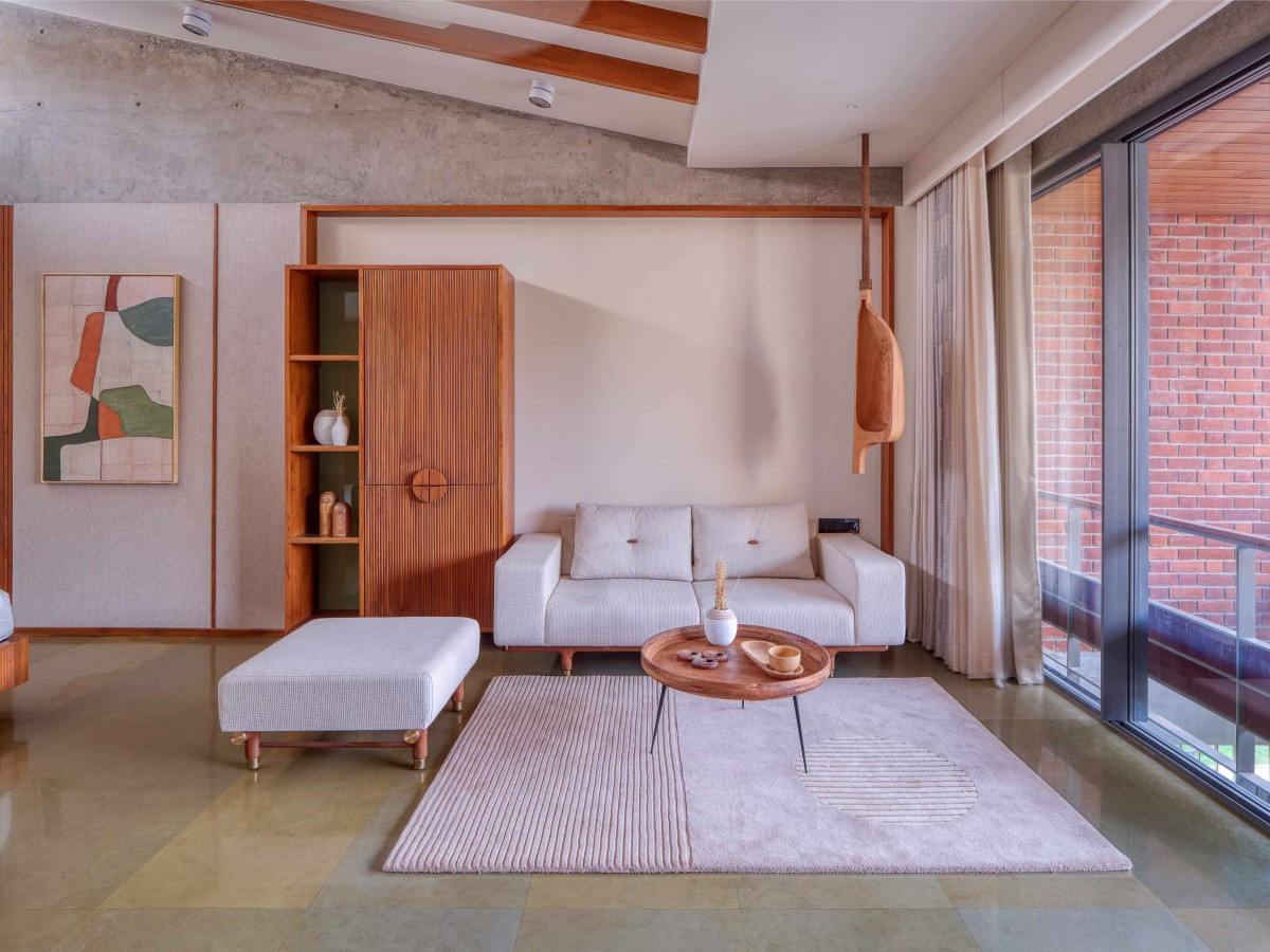 Bedroom of The Courtyard House by Rushi Shah Architects + Tattva Landscapes