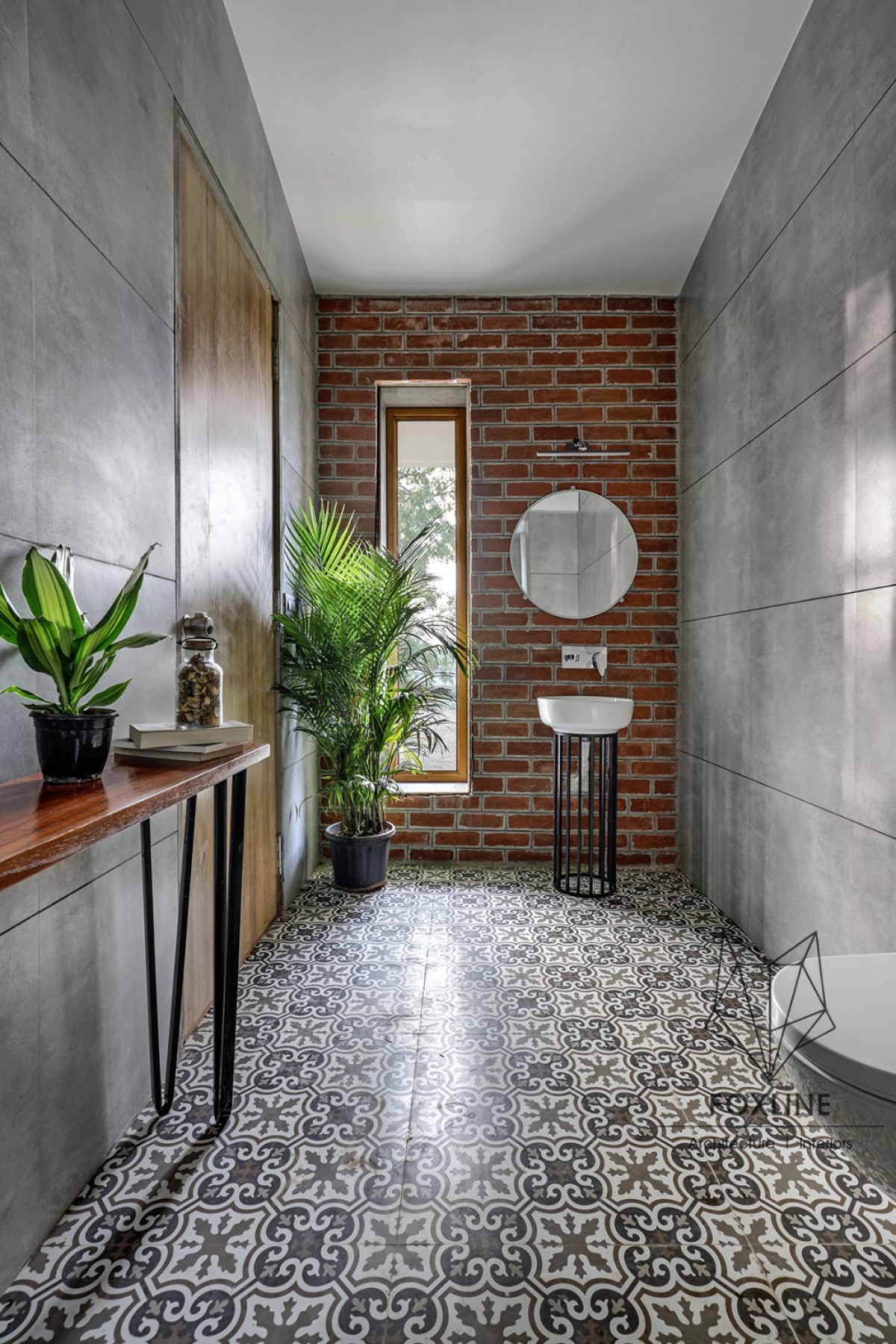 Toilet of Weekend Home by  Foxline Architects & Interiors