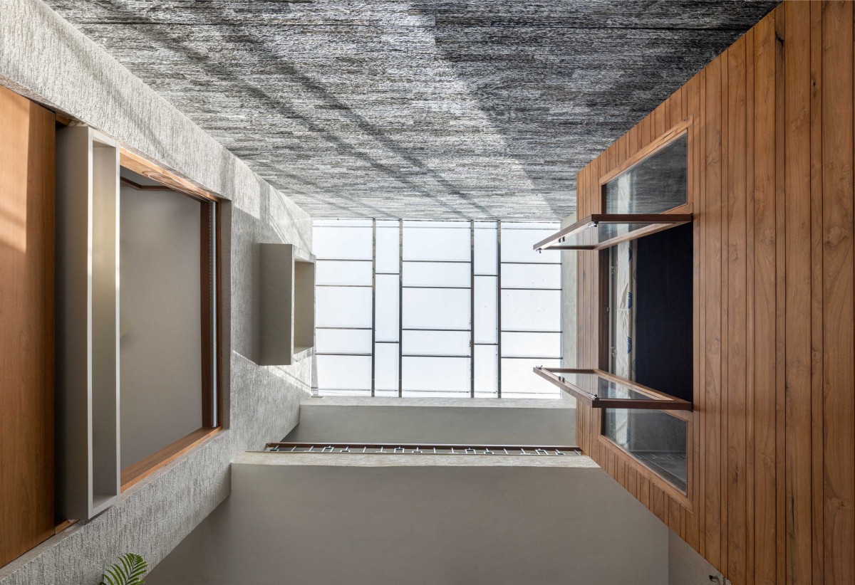 Skylight of The Cucoon House by Forum Advaita