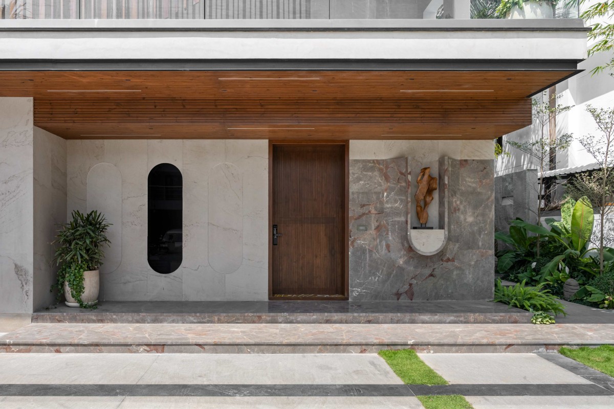 Entrance of The Amber House by VA Architects