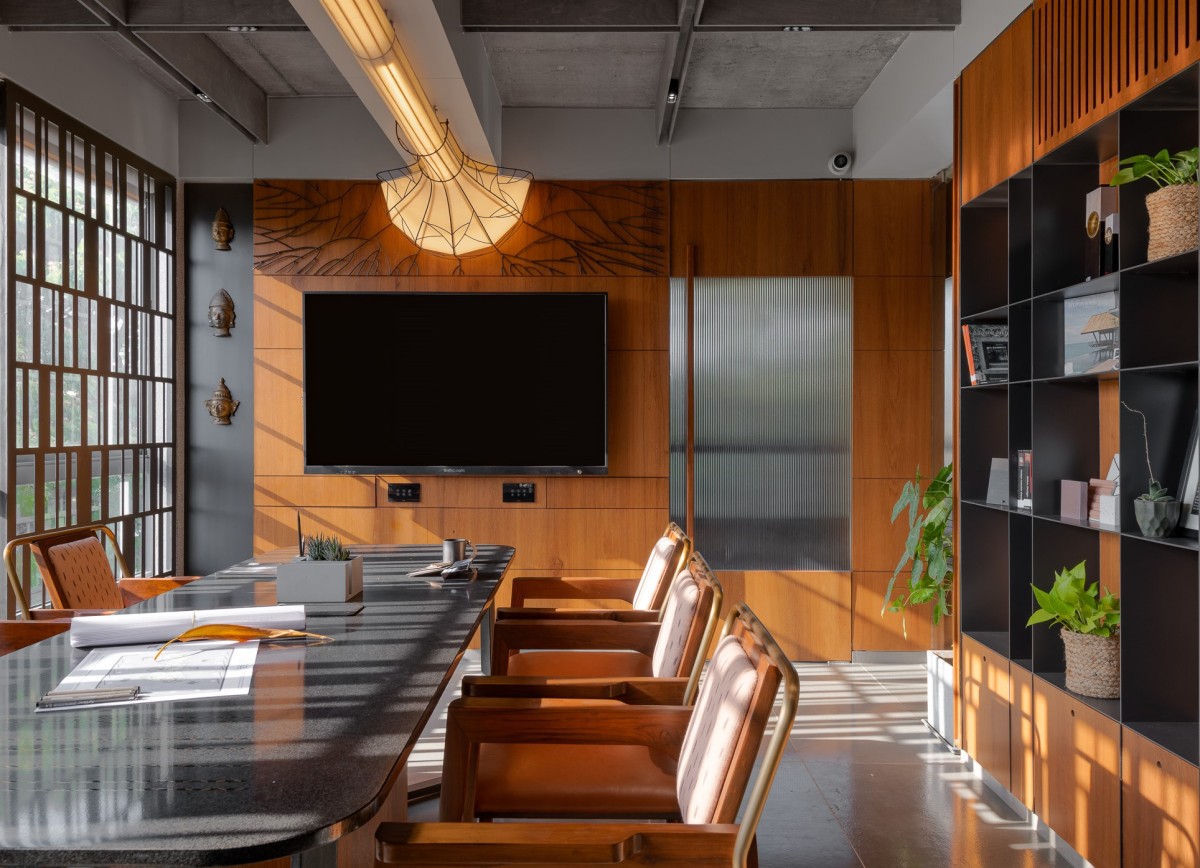 Conference room of The Open Axis by Studio Infinity