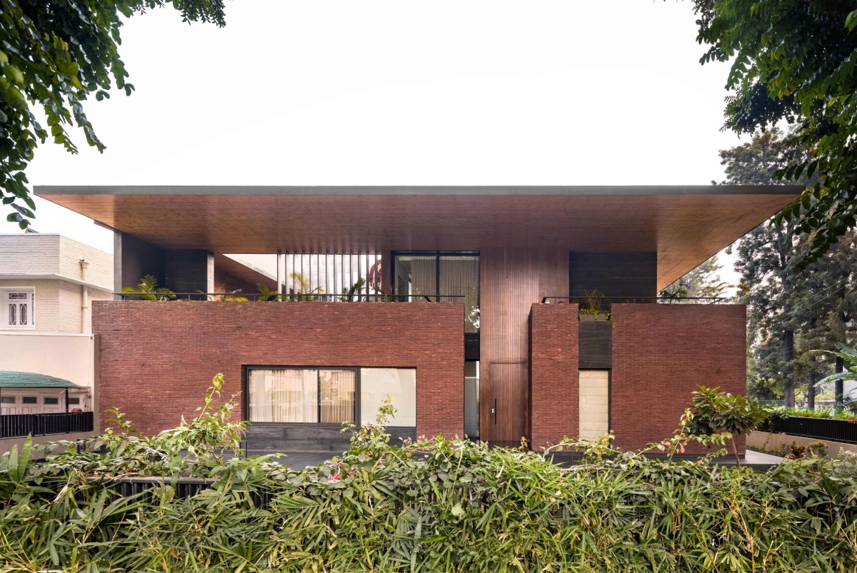 Exterior view of Prairie House by Arch.Lab