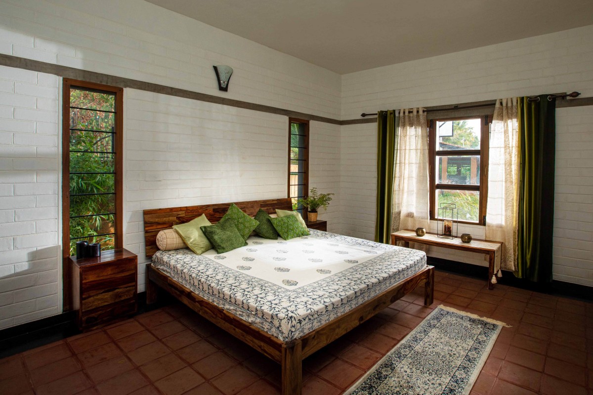 Bedroom of Yash Farms by Masons Ink Studio