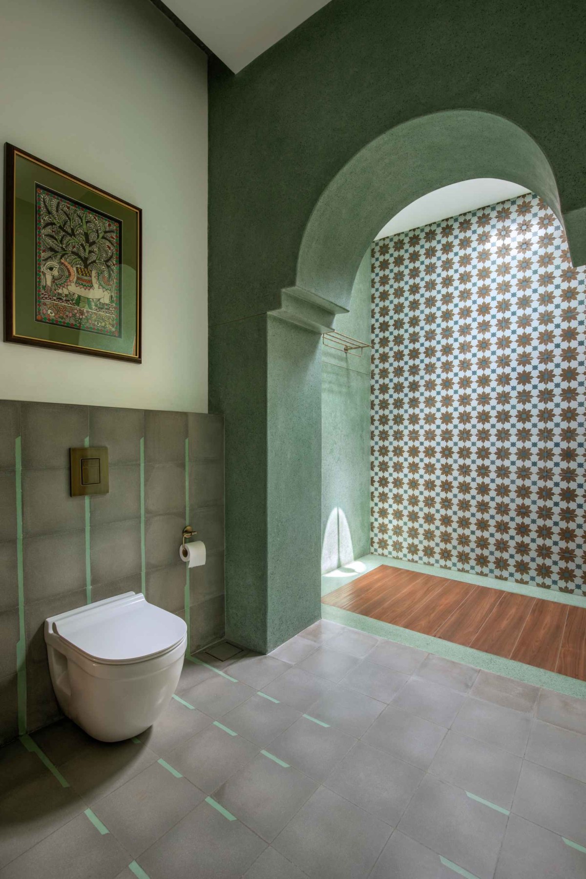 Toilet of Sitish Parikh Farmhouse by Dipen Gada and Associates