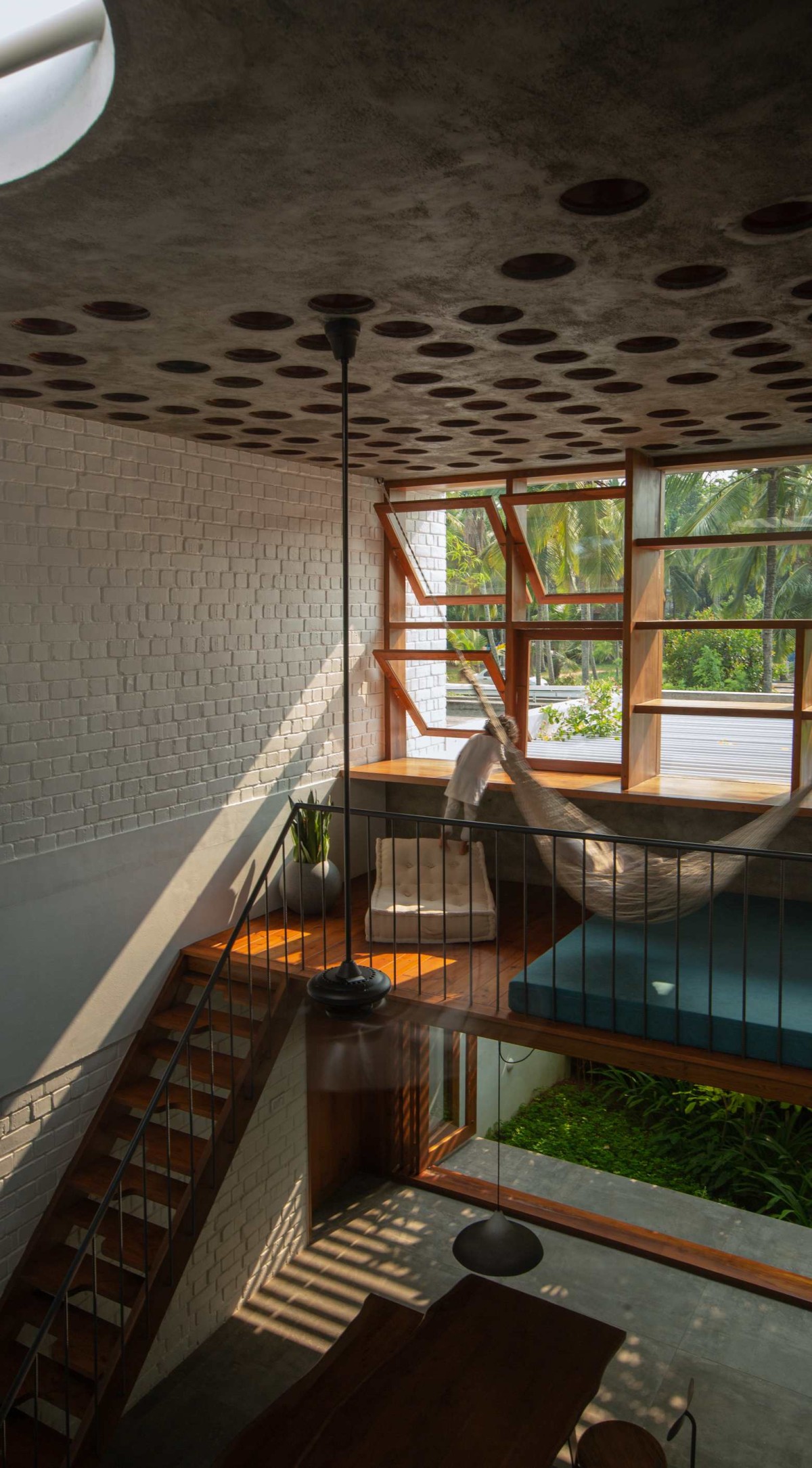 Upper floor view of Screen - The Lantern House by Zero Studio