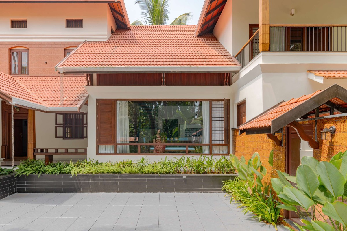 Exterior view of Muthana House by Designature Architects