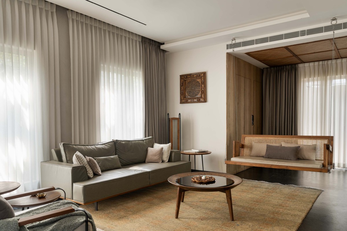 Living room of Utsaha Residence by Kosh Studios