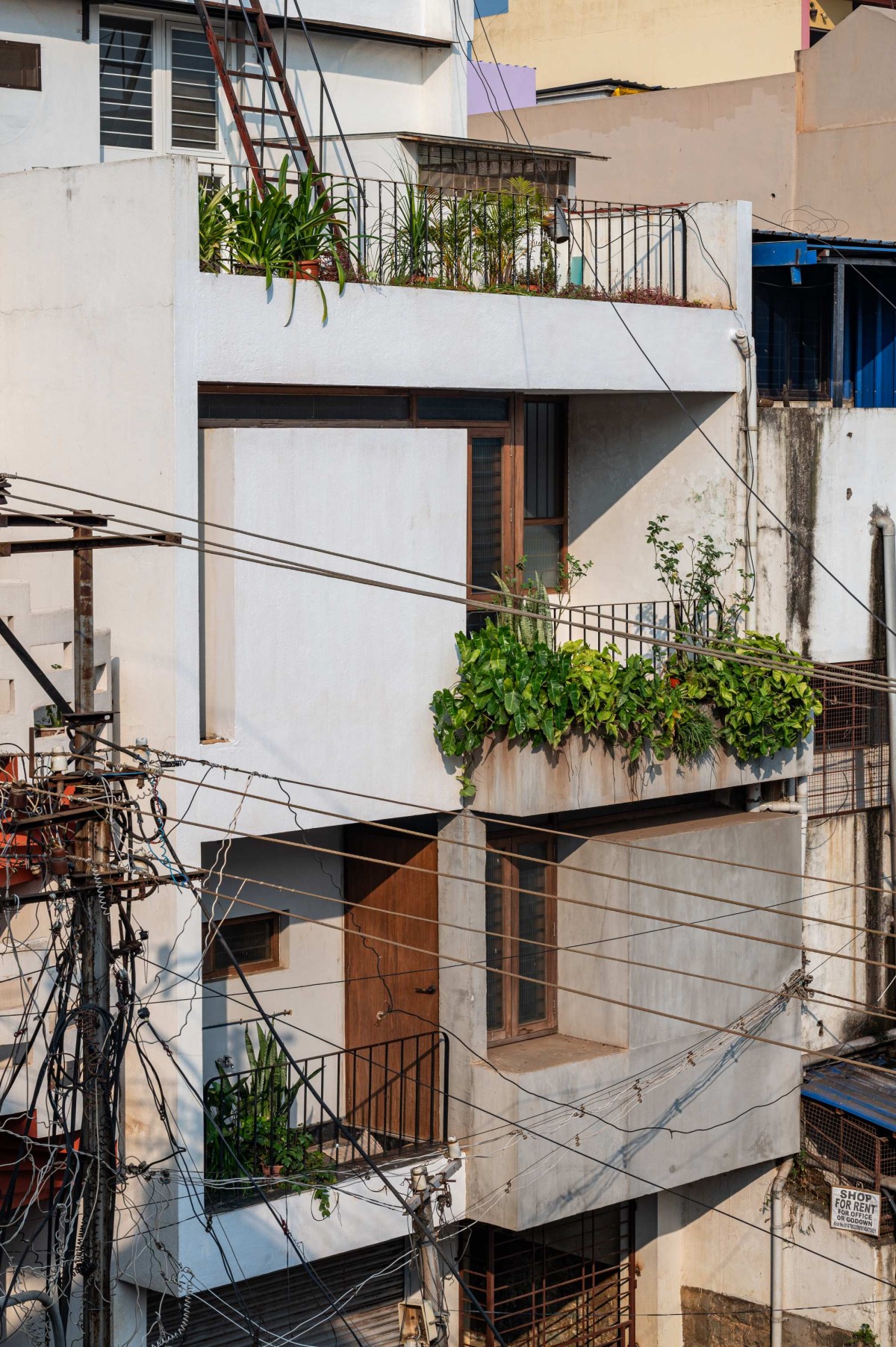 Balconies of Compact House by Rahul Pudale Design