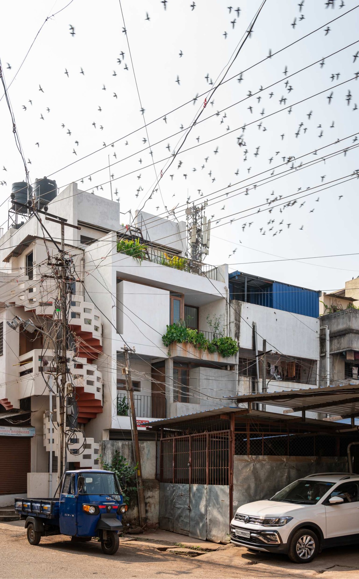 Exterior view of Compact House by Rahul Pudale Design