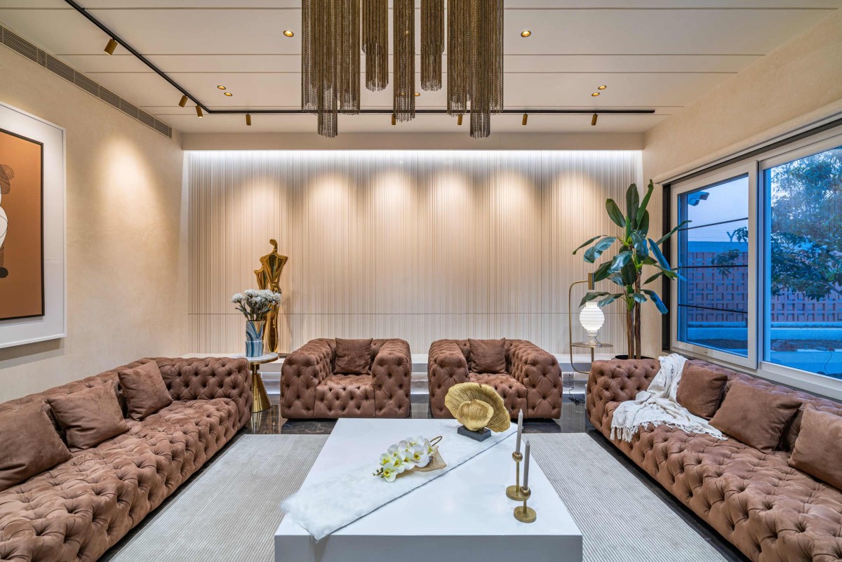 Formal living room of Sri Sri Villa by Ace Associates