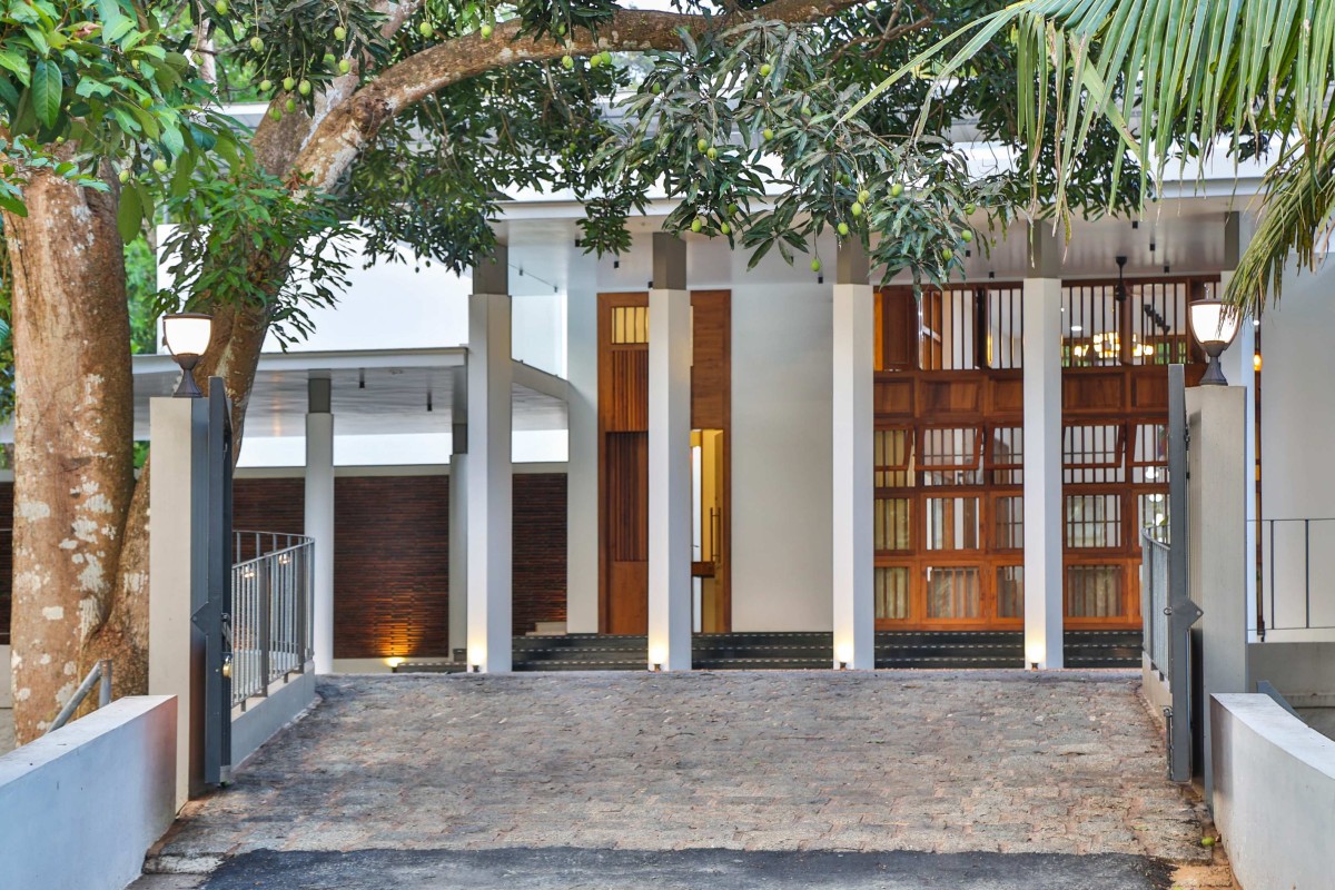 Main entrance of House of Volumes by PRAJC Design Consultants LLP