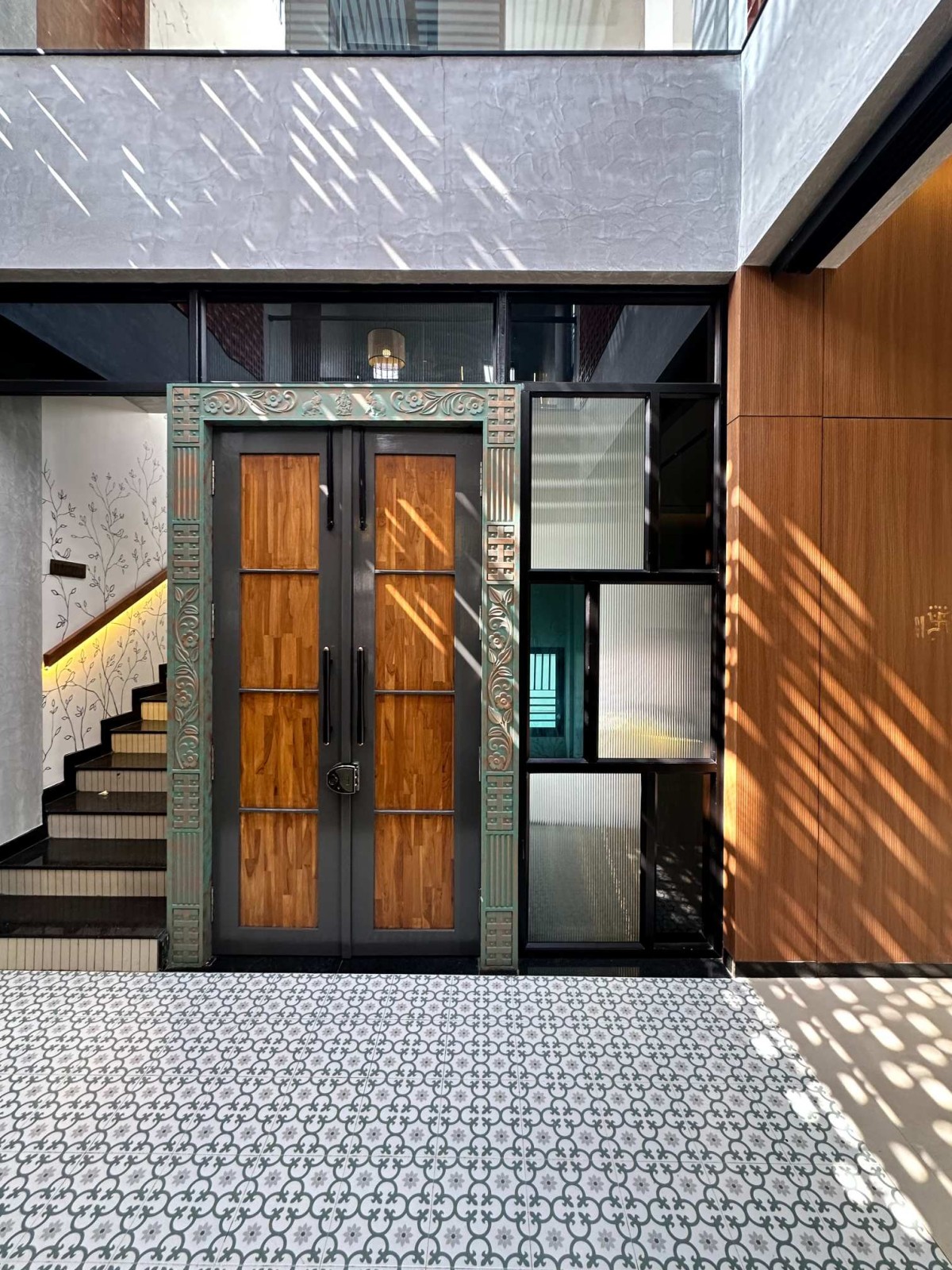 Entrance Foyer of Krishna-Kunj by Saga Architects