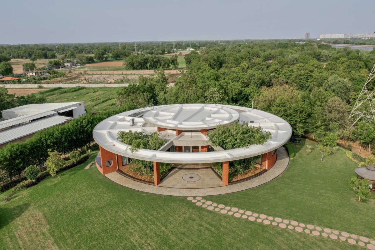 Aerial view of The Ring House by Studio prAcademics